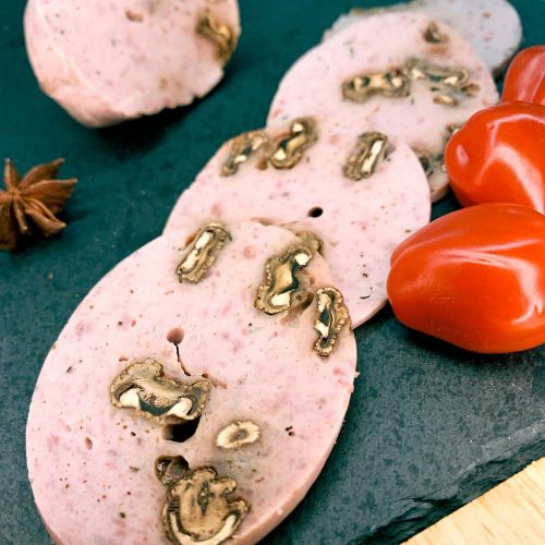 Колбаса из индейки с шампиньонами